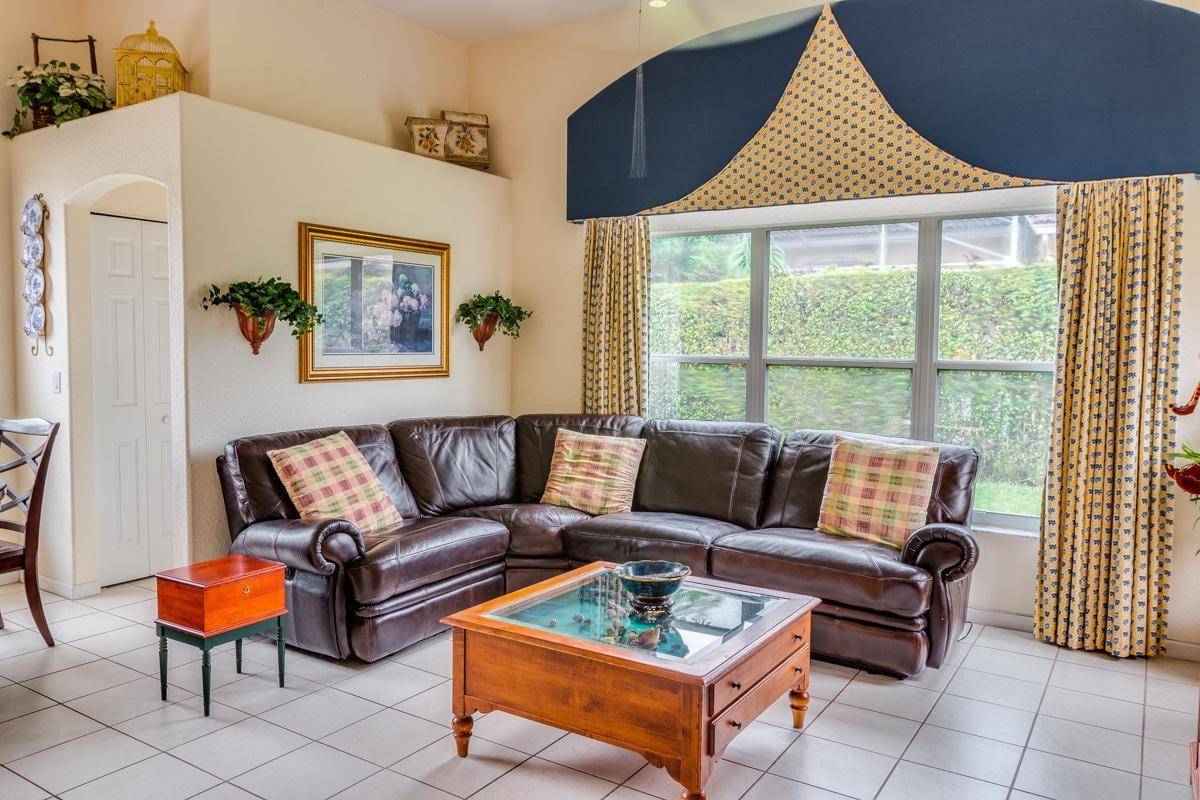 5889 Las Colinas Cir, Winston Trails, FL